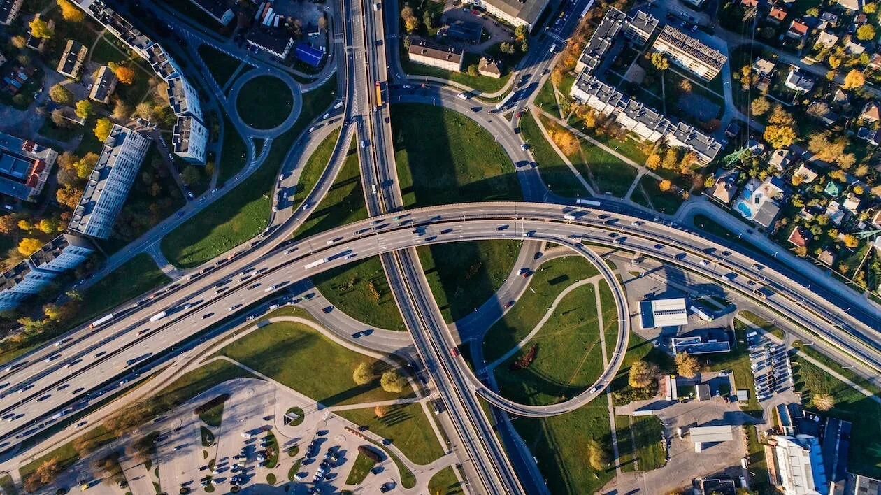 The IT Industry's Skyward Journey: Glimpsing through the Window of Cloud Adoption